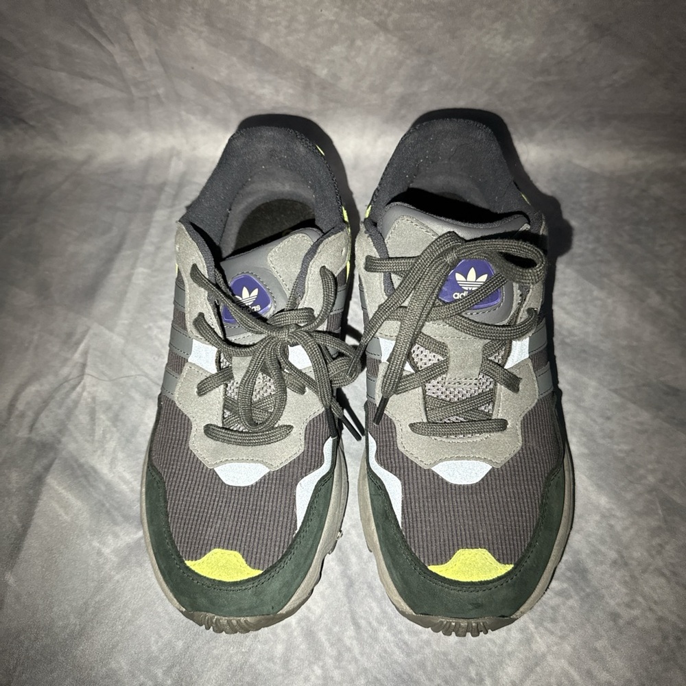Adidas Gray Green Sneakers with Athletic Design
